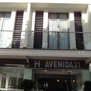 Avenida 31 2*, Marbella Spanje